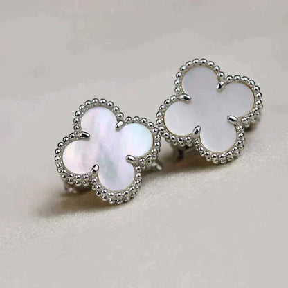 [Love More]CLOVER MEDIUM 1 MOTIFS  WHITE MOP EARRINGS SILVER